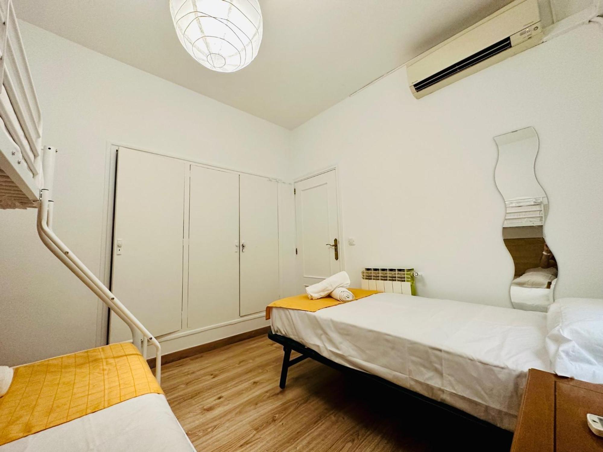 Punta Me Rooms In The Best Location Of Madrid Downtown Екстер'єр фото